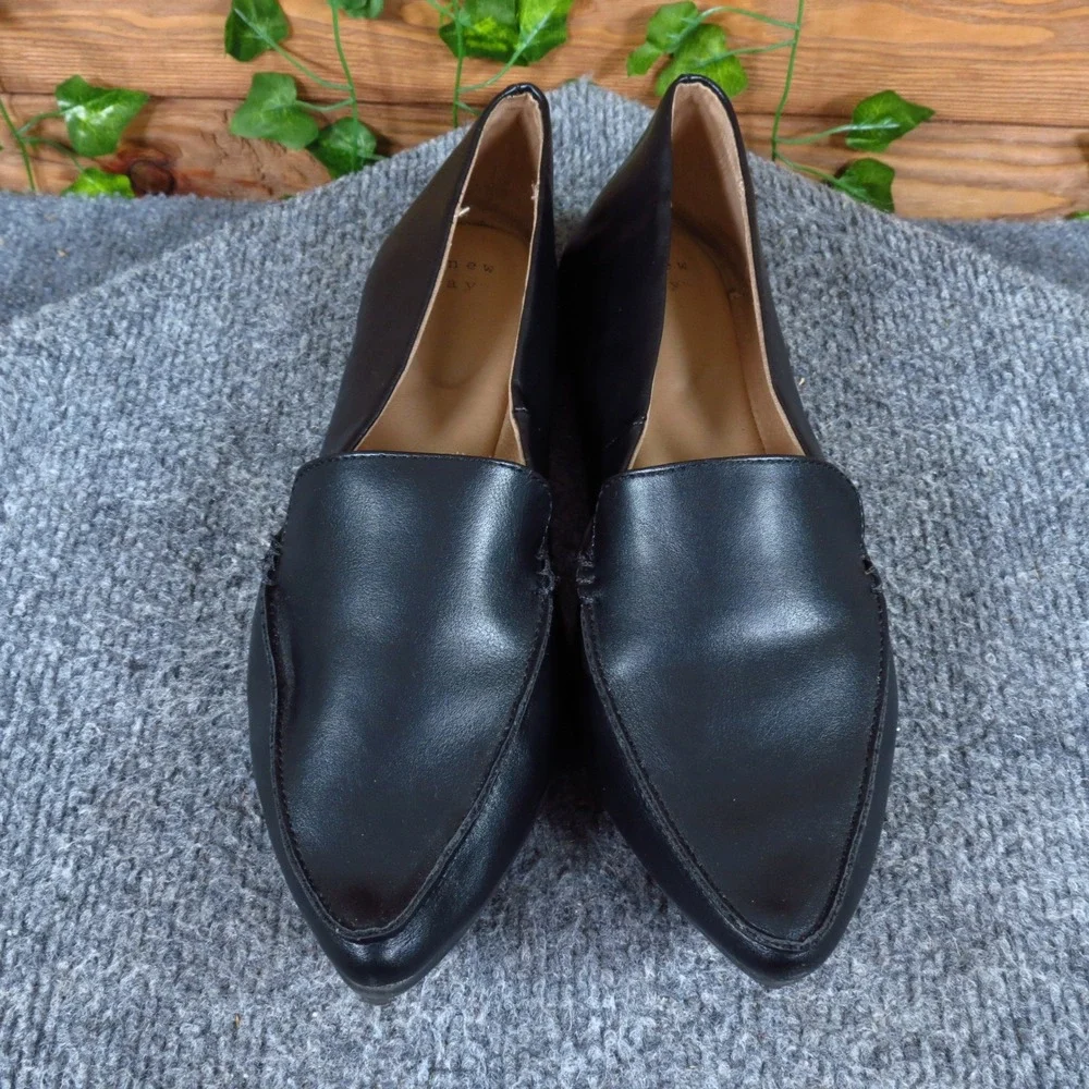 A New Day Pointed Toe Loafer Women Flats Size 7.5 Dress Work Black Faux Leather